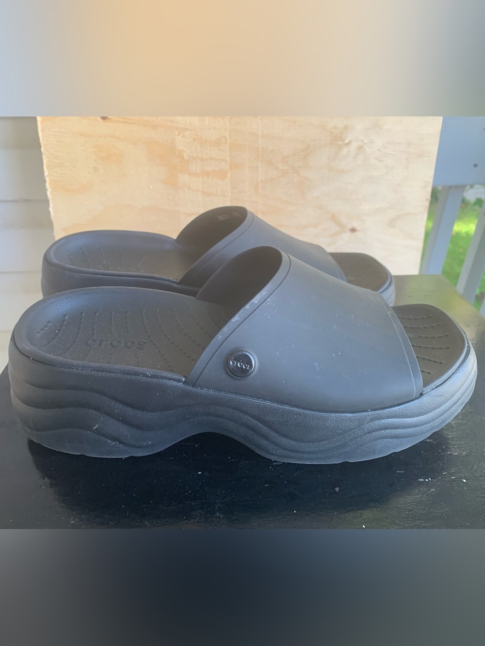 CROCS Platforms 10 - Picture 2 of 4